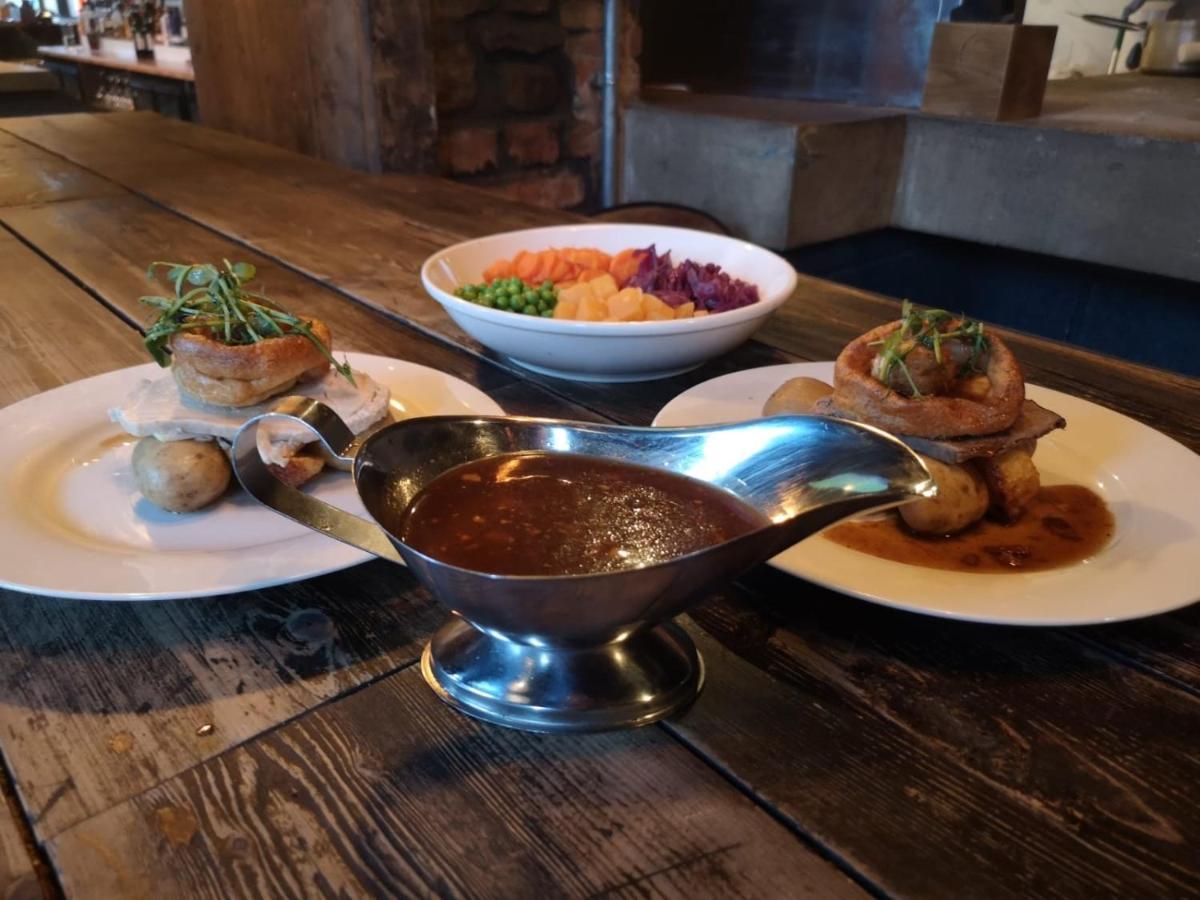 Cardiff Arms Bistro & Hotel Treorky 外观 照片