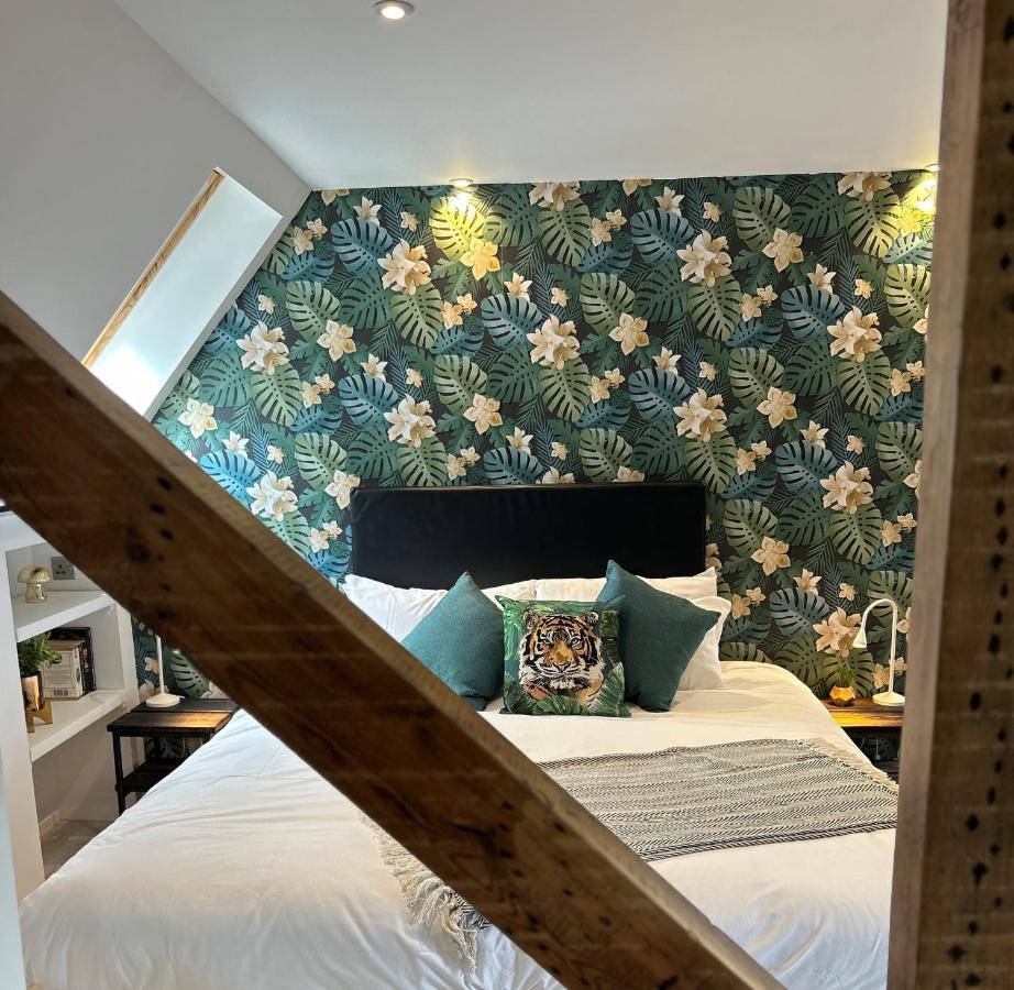 Cardiff Arms Bistro & Hotel Treorky 外观 照片