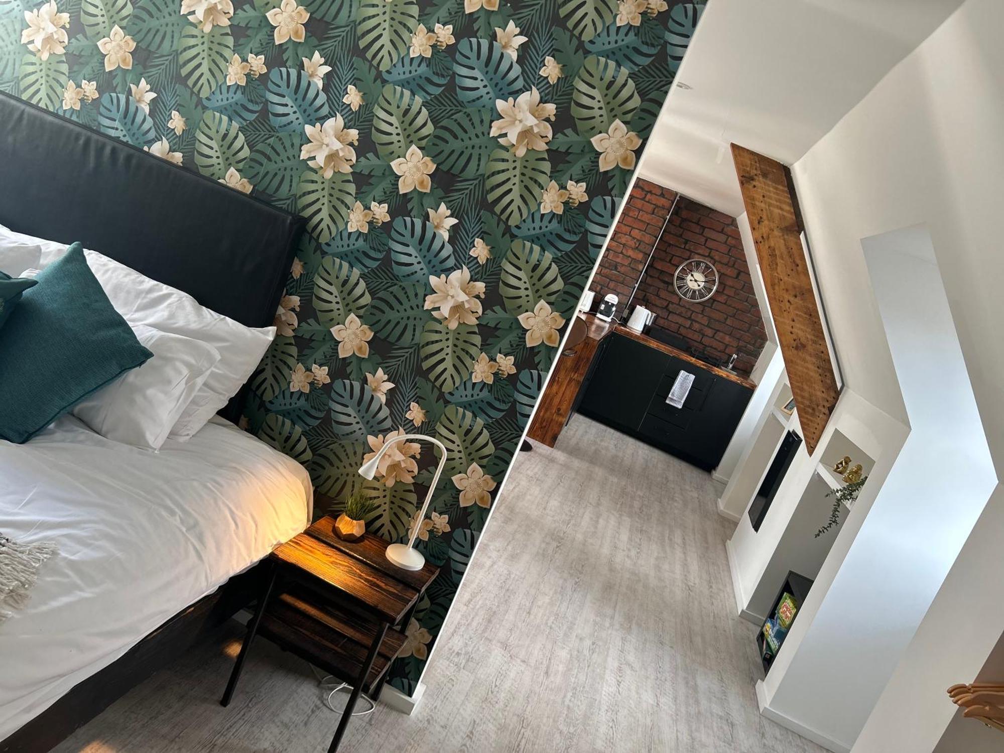 Cardiff Arms Bistro & Hotel Treorky 外观 照片